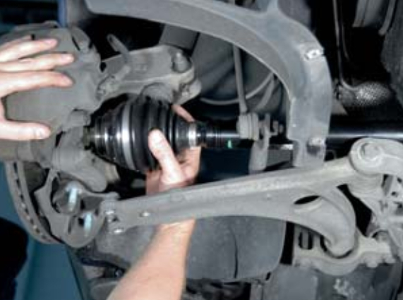 Gelenk antriebswelle prufen